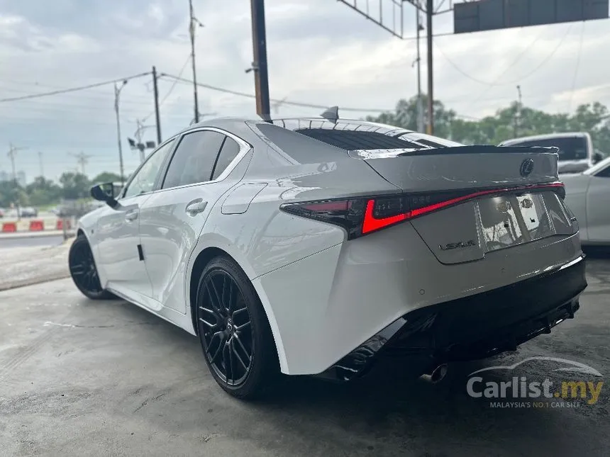 2021 Lexus IS 300 F Sport Sedan