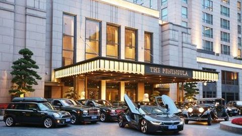 BMW i8 untuk Tamu VIP