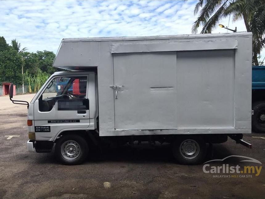 Toyota dyna 2000