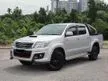 Used 2015 Toyota Hilux 2.5 G VNT Pickup Truck DOUBLE CAB NO OFF ROAD ACCIDENT FREE TIP TOP CONDITION PRIVATE OWNER - Cars for sale