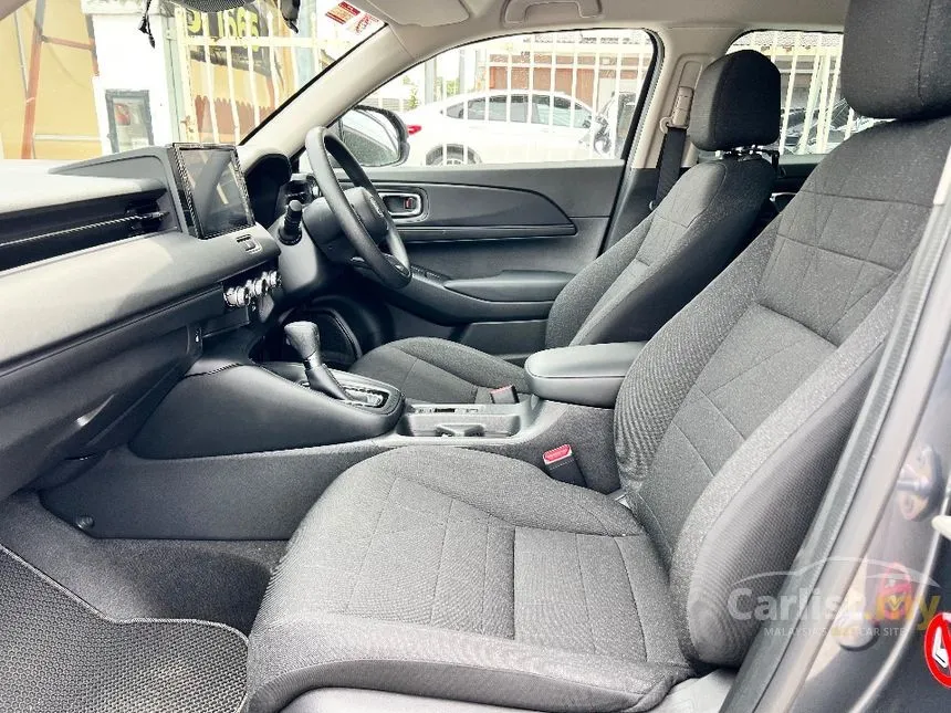 2024 Honda HR-V S SUV