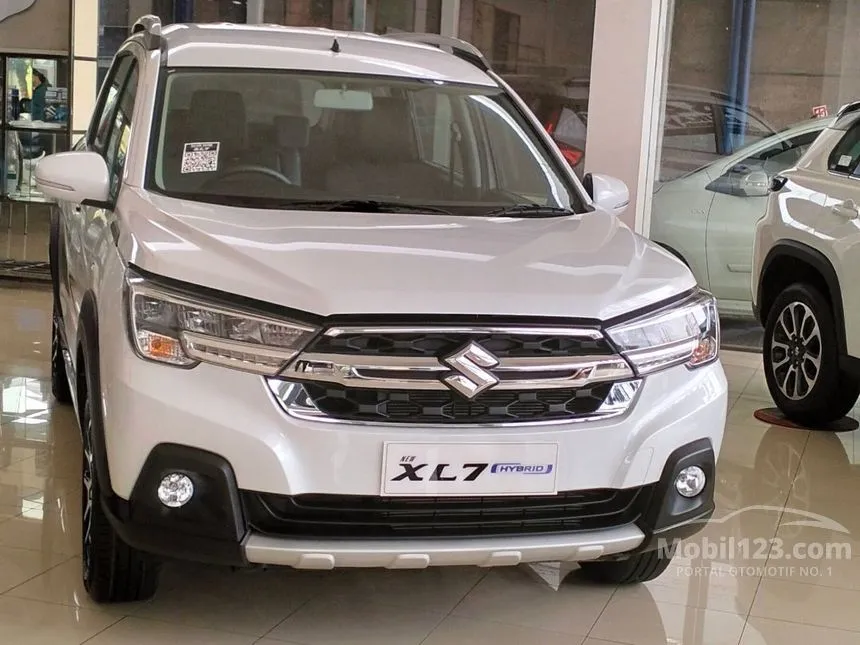 Jual Mobil Suzuki XL7 2024 ZETA 1.5 di Jawa Barat Automatic Wagon Putih Rp 235.600.000