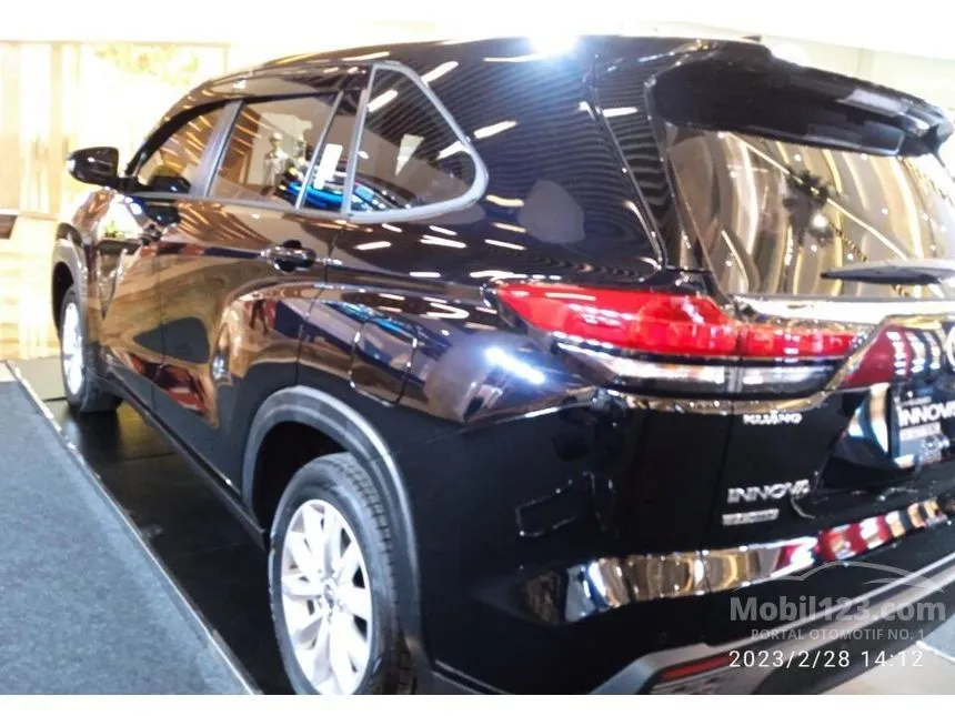 2023 Toyota Kijang Innova Zenix V Wagon