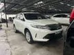 Recon 2019 Toyota Harrier 2.0 Elegance ** Elec Seat / Pre Crash / Lane Keeping Assist / Distronic / Auto Cruise ** Free 5 Year Warranty ** OFFER OFFER **