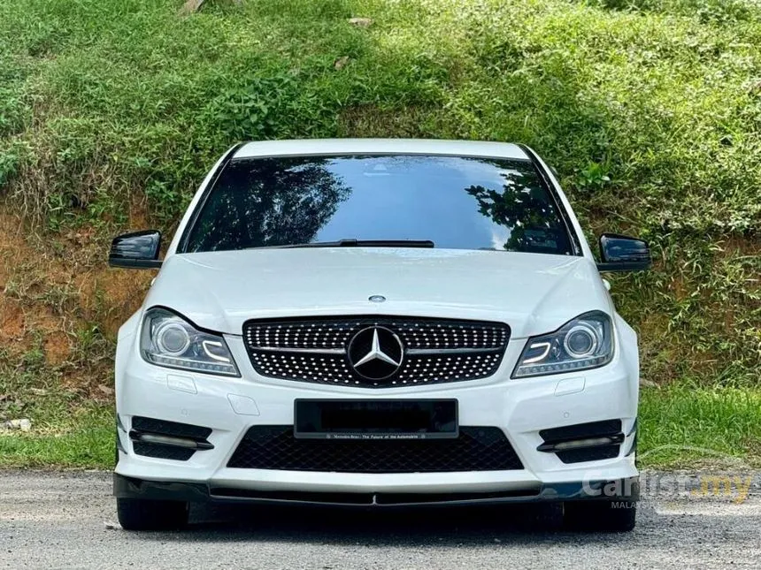 2014 Mercedes-Benz C200 CGI Avantgarde Sedan