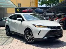 [66KM ONLY](5A REPORT) TOYOTA HARRIER 2.0 G-SPEC -DIGITAL METER,3-TONE SEMI LEATHER SEAT,SPARE TYRE,WIDESCREEN PLAYER,REVERSE CAM,DRCC,DIM,BSM,CARPLAY