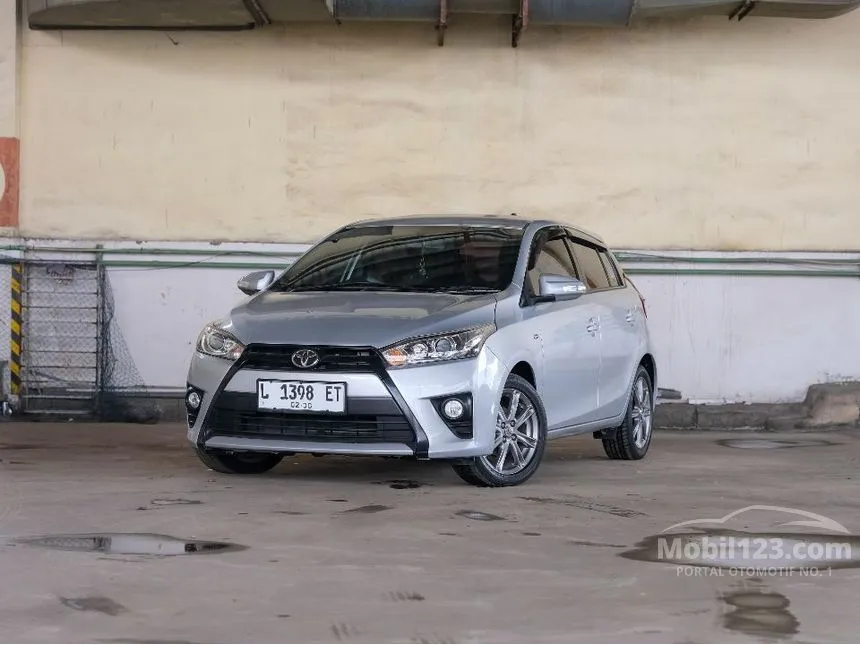 2015 Toyota Yaris G Hatchback