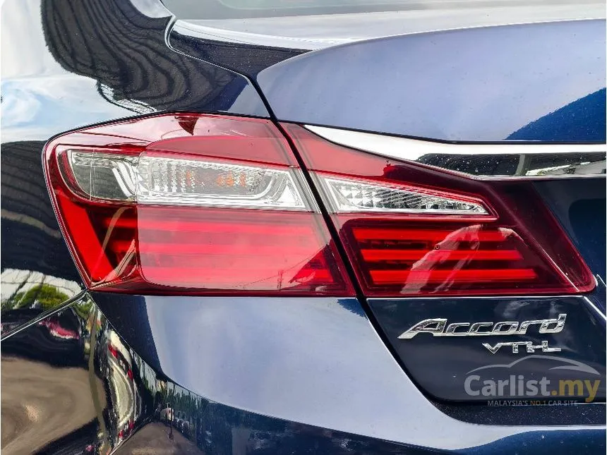 2018 Honda Accord VTi-L Sedan