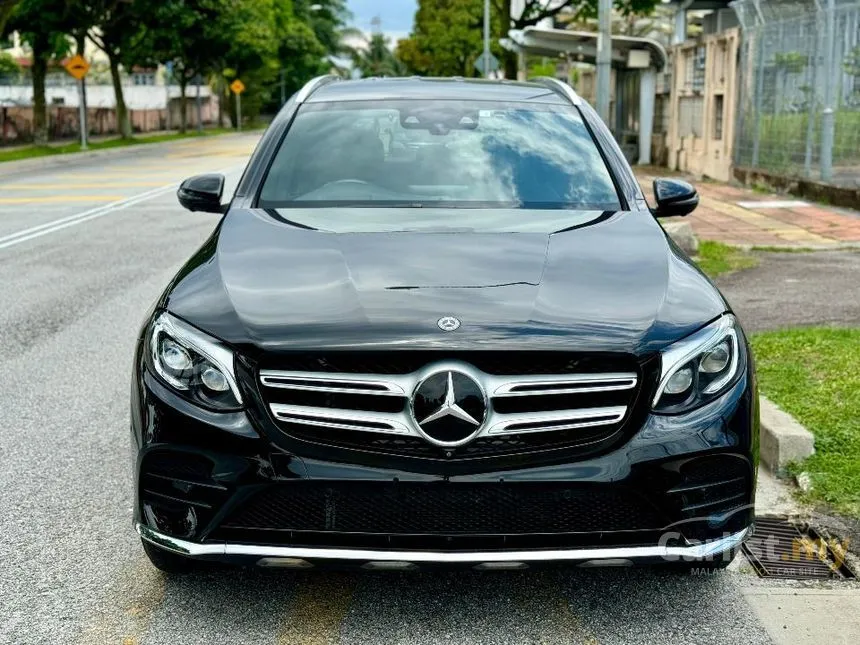 2018 Mercedes-Benz GLC250 4MATIC AMG Line SUV