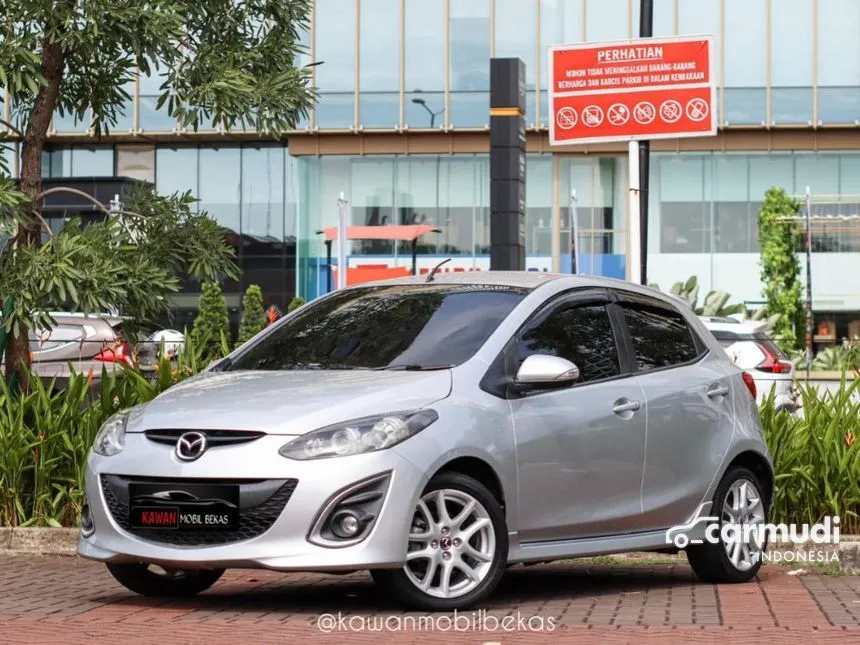 2013 Mazda 2 RZ Hatchback