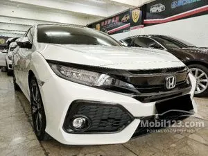 2018 Honda Civic 1.5 E Hatchback LOW KM TGN 1 BEST CONDITION