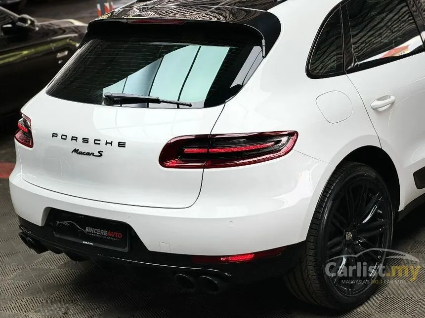 2015 Porsche Macan S SUV