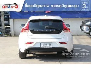 2017 Volvo V40 2.0 T4 Wagon