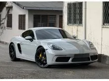 2017 Porsche 718 2.0 Cayman Coupe