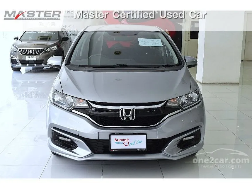 2017 Honda JAZZ V Hatchback