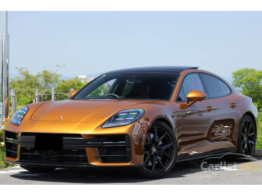 2022 Porsche Panamera GTS Hatchback