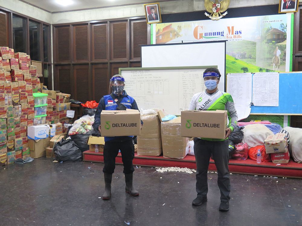 Deltalube Kirim Logistik ke Area Bencana Gunung Mas