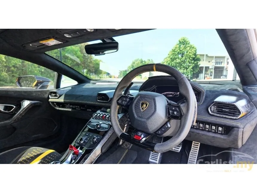 2017 Lamborghini Huracan Performante Coupe