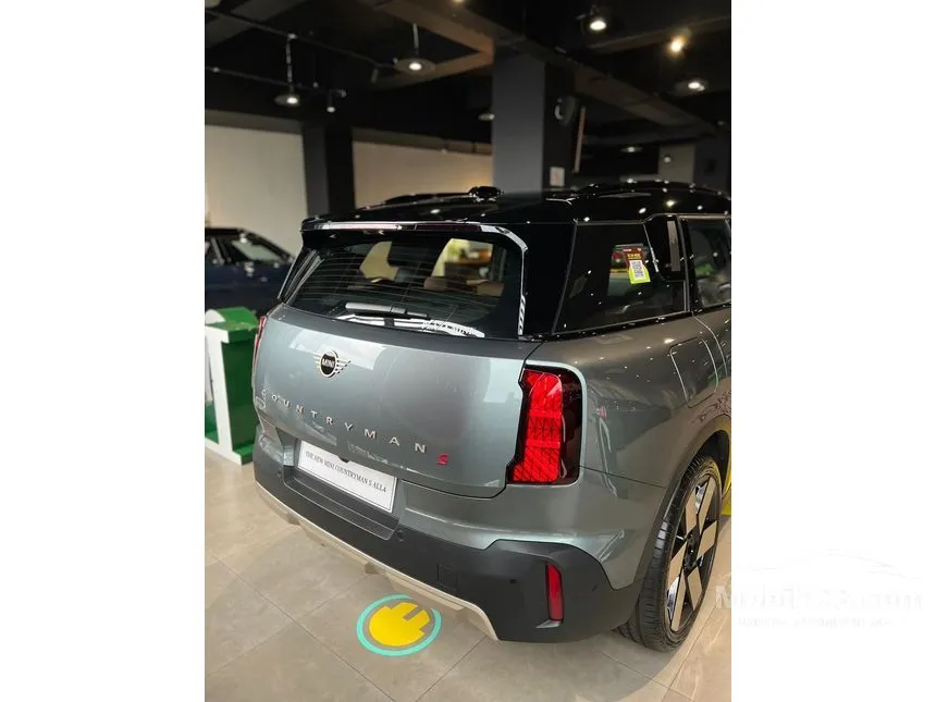 2025 MINI Countryman S ALL4 Favoured Trim SUV
