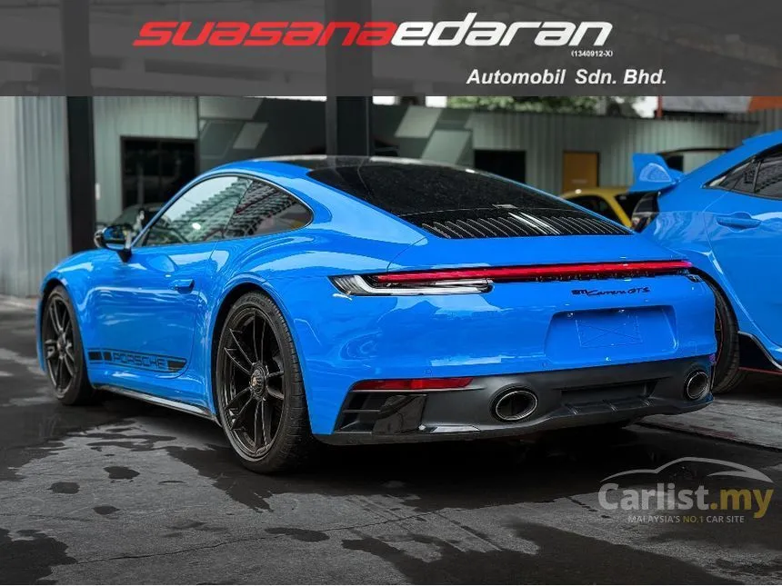 2022 Porsche 911 Carrera GTS Coupe