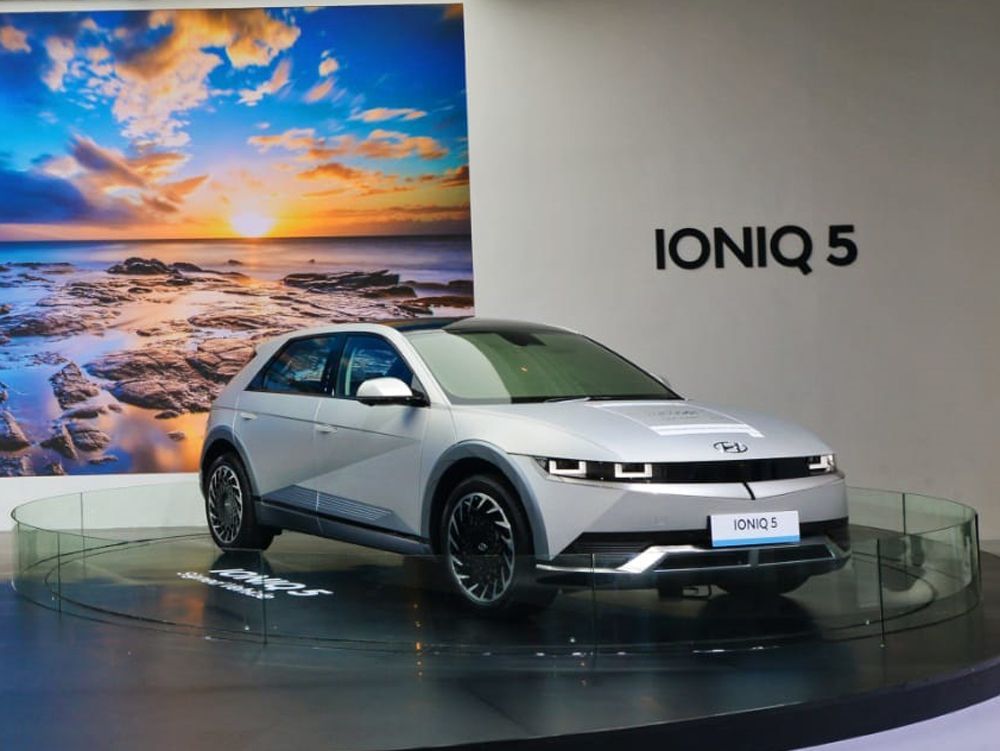 Kaleidoskop 2022: Indonesia Mulai Produksi Mobil Listrik!