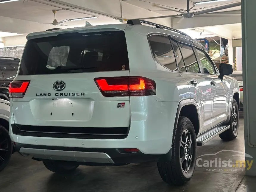 2023 Toyota Land Cruiser J300 GR Sport SUV