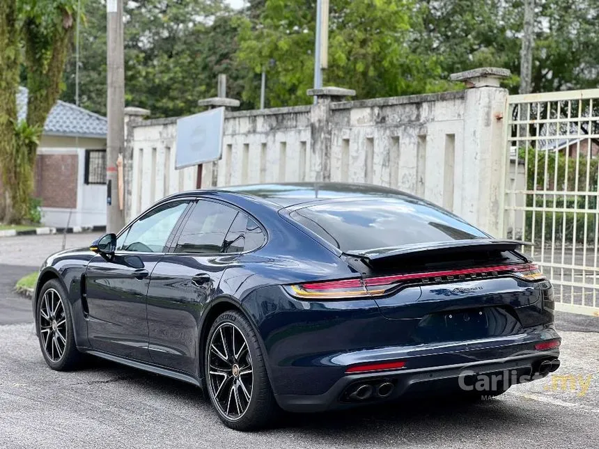 2022 Porsche Panamera Hatchback