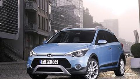 Hyundai i20, Mobil Ber-DNA WRC, Diramal akan Gemparkan GIIAS 2016
