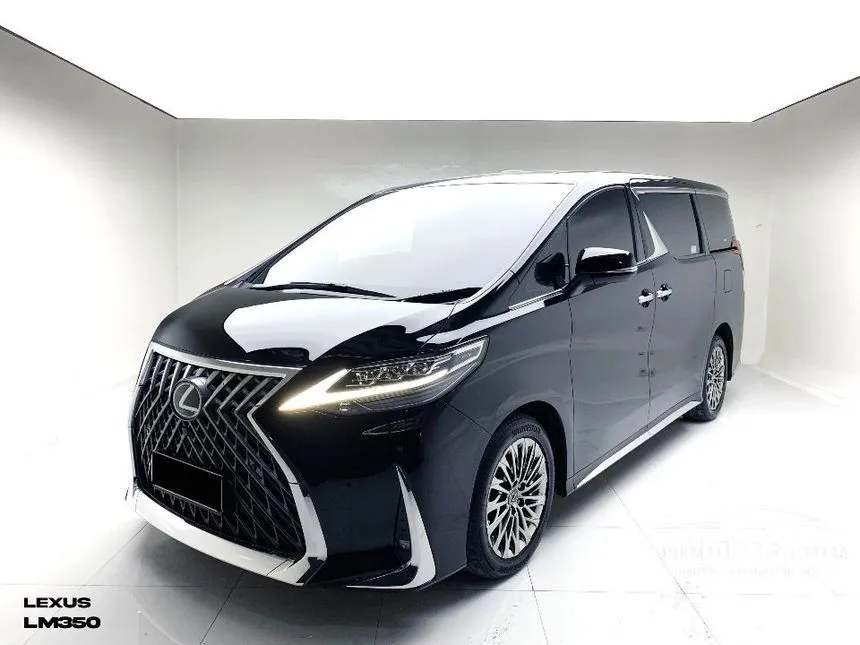 2020 Lexus LM 350 7 Seater MPV
