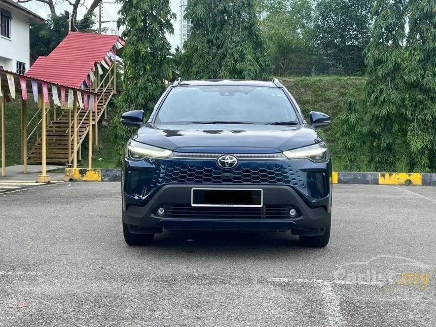 2025 Toyota Corolla Cross V SUV