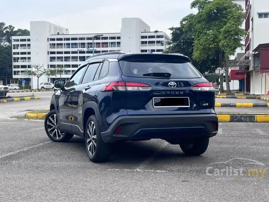 2025 Toyota Corolla Cross V SUV