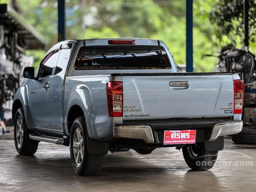 2014 Isuzu D-MAX Hi-Lander Z Space Cab Pickup