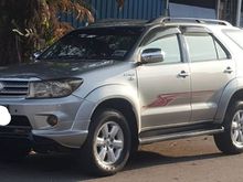 2010 Toyota Fortuner 2.7 V SUV