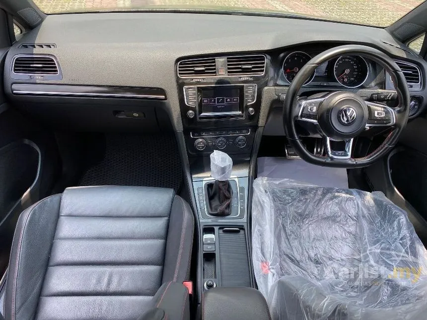 2013 Volkswagen Golf GTI Hatchback