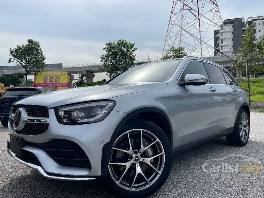 2021 Mercedes-Benz GLC300 4MATIC AMG Line SUV