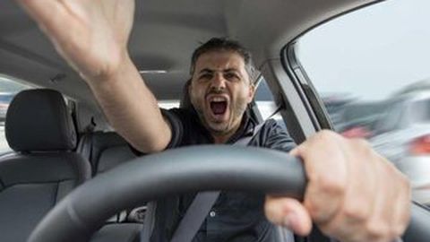 Salah Satu Cara agar Tak Emosional Mengemudi di Jalan: Manajemen Waktu