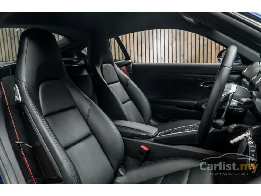 2022 Porsche 718 Cayman Coupe