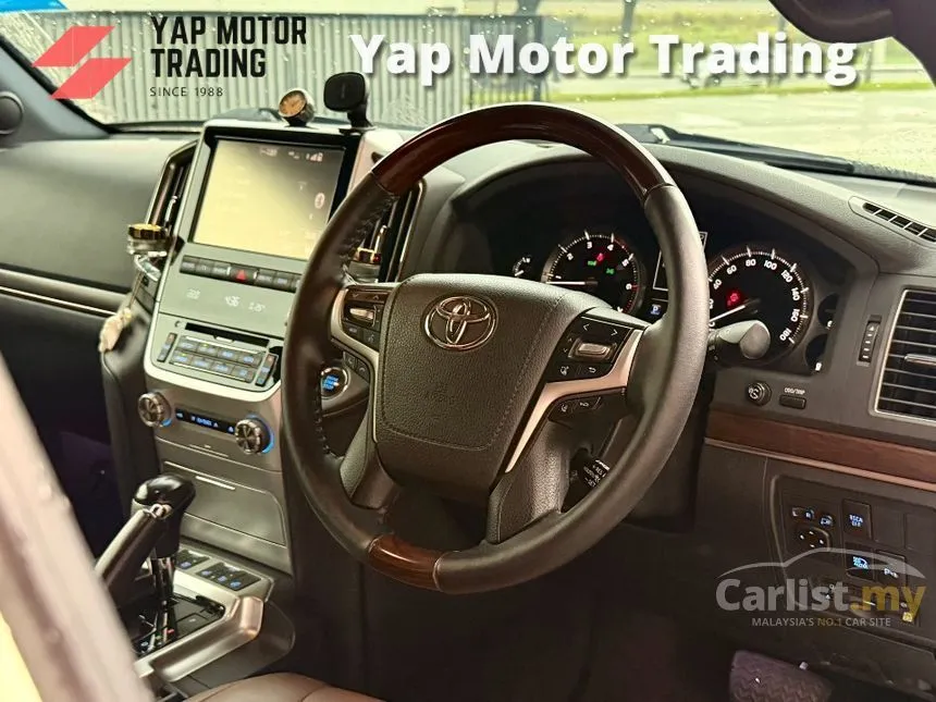 2017 Toyota Land Cruiser URJ202 ZX SUV