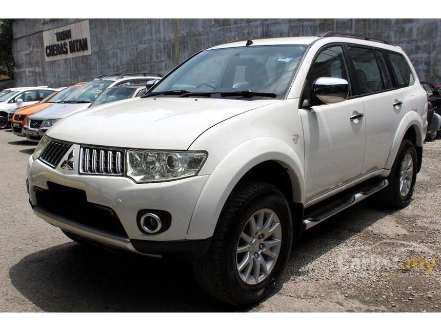 Mitsubishi pajero sport 2010