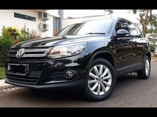Vw tiguan TSi 1.4 TURBO MATiC 2013 hitam TERAWAT
