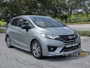 2015 Honda Jazz 1.5 V Hatchback