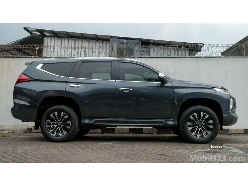 2022 Mitsubishi Pajero Sport Dakar 4x2 SUV