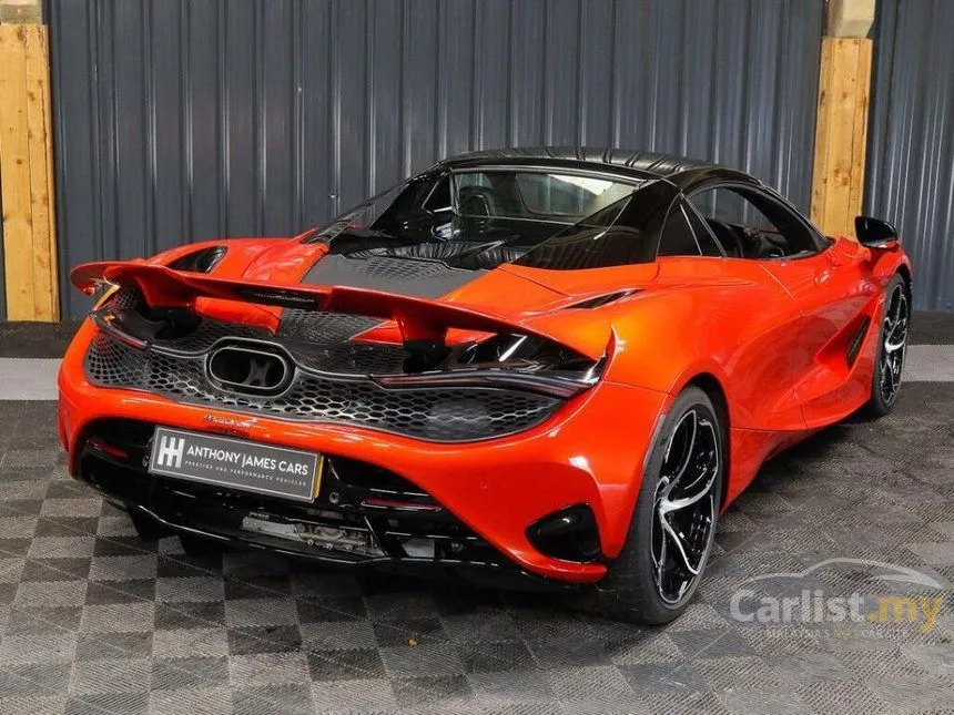 2025 McLaren GT Coupe