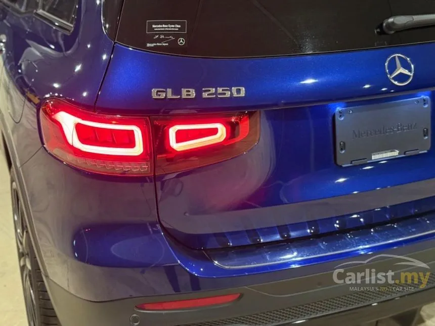 2020 Mercedes-Benz GLB250 4MATIC AMG Line SUV