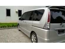 2013 Nissan Serena 2.0 Highway Star MPV