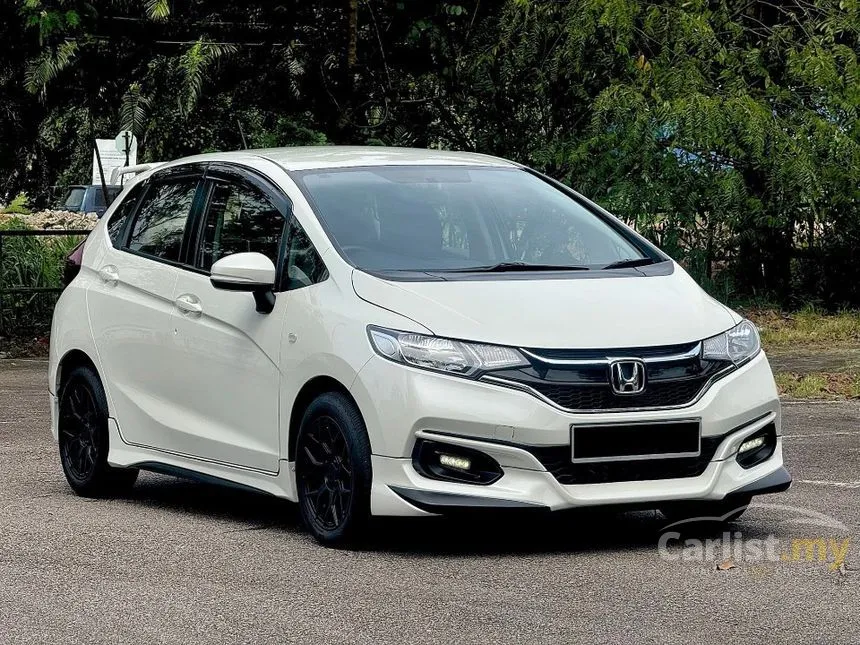 2017 Honda Jazz Hybrid Hatchback