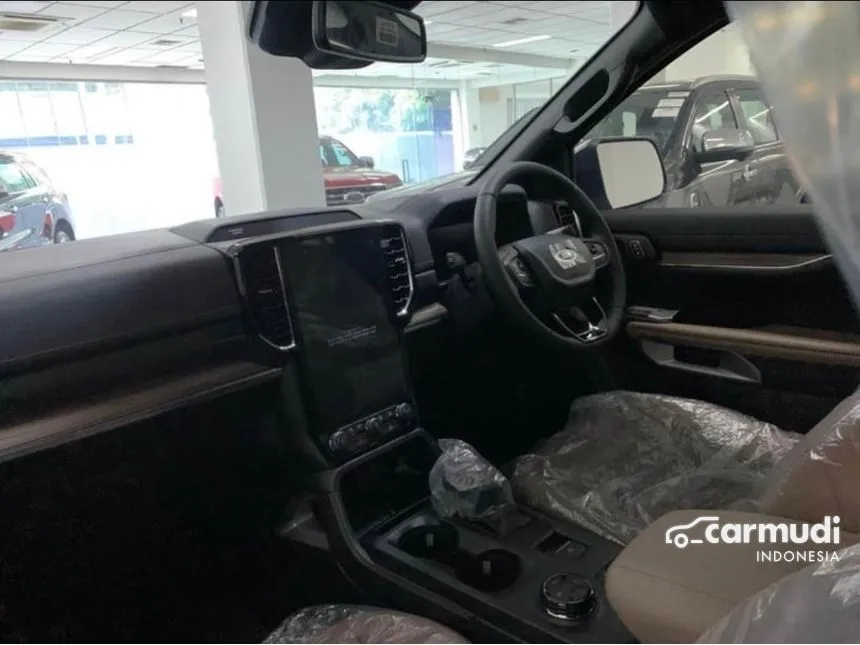 2025 Ford Everest Titanium SUV