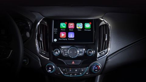 Chevrolet Releases Interior Shots Of 2016 Cruze, Shows Off Android Auto Compatibility