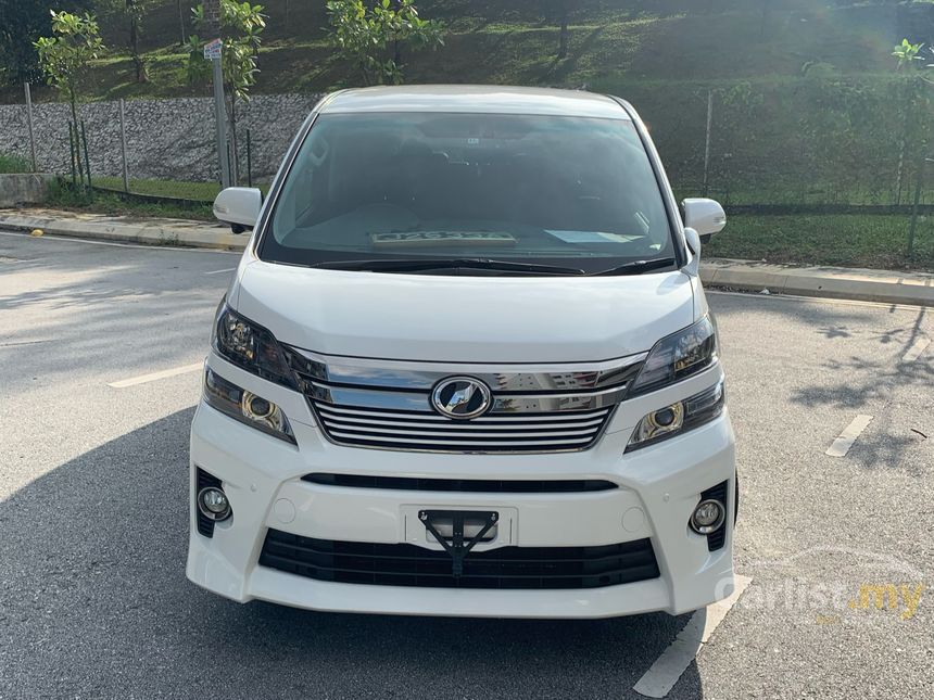 Toyota vellfire 2014