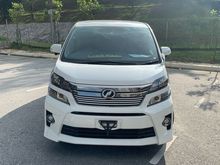 2014 Toyota Vellfire 2.4 Z Golden Eyes MPV
